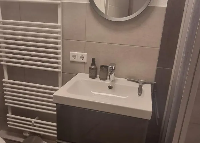 Z1 - Zentral Mit Parkplatz Am Objekt